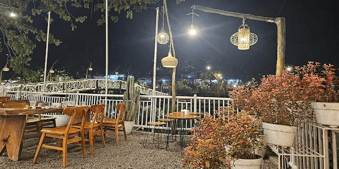 Cafe Danau Kelapa Gading